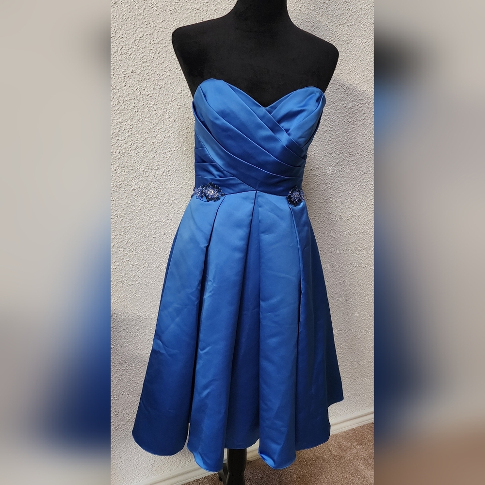 Belsoie Strapless Sweetheart A-line Color Deep Sea Dress Size 8
